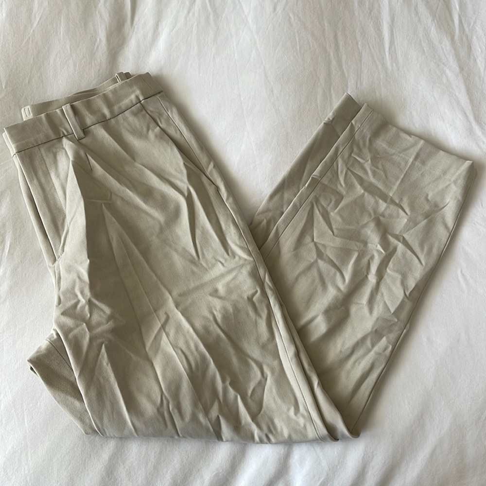 Uniqlo Khaki Color Straight Leg pants